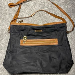 black Michael Kors crossbody bag